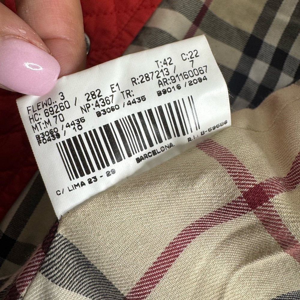 Vintage Burberry Quilted Jacket Red - Picture 4 of 10